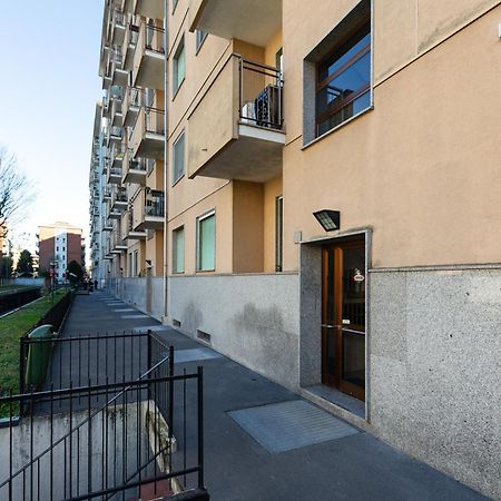 Elegant Milan Apartment In Restocco Area Екстер'єр фото
