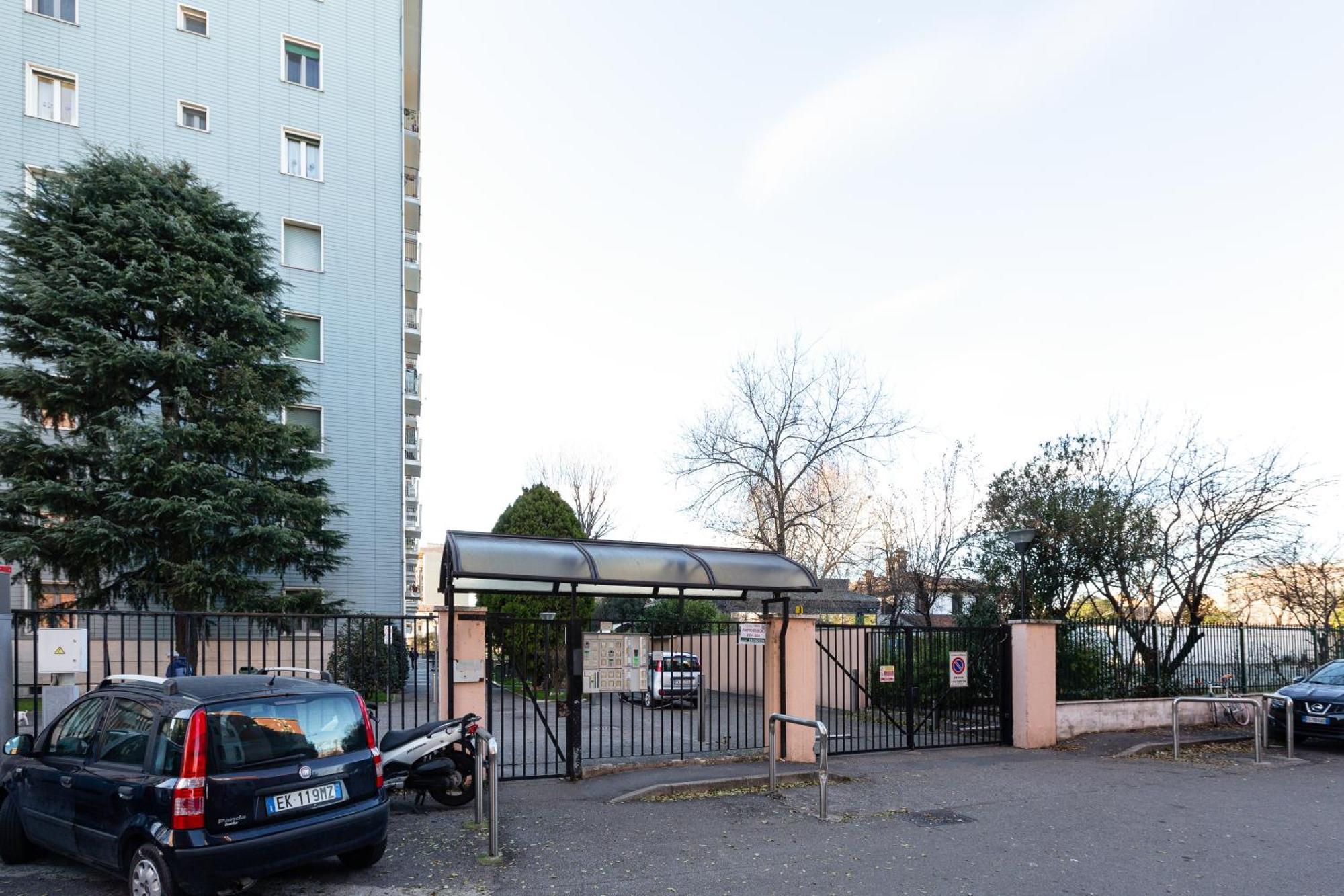 Elegant Milan Apartment In Restocco Area Екстер'єр фото